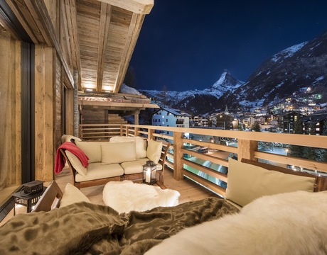 Ski chalets with great views Ski chalets with great views