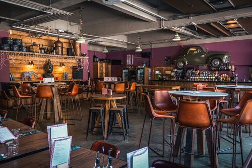 Restaurants in Val d'Isere - The Garage restaurant