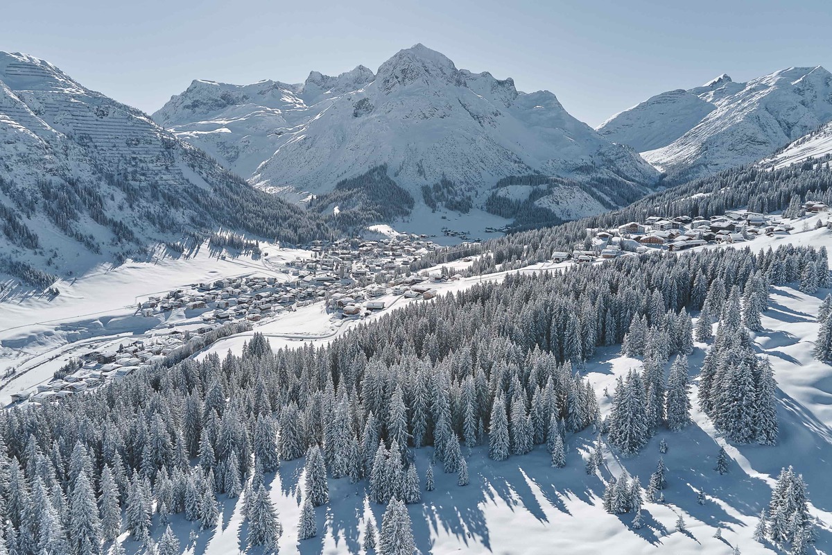 Resort guide Lech: maps, restaurants & information | AlpineAnswers.co.uk
